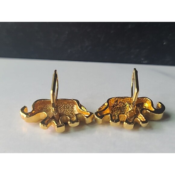 Gold Tone Metal Elephant Shaped Red Rhinestone Eyes Leverback Earrings Vintage - Picture 7 of 10